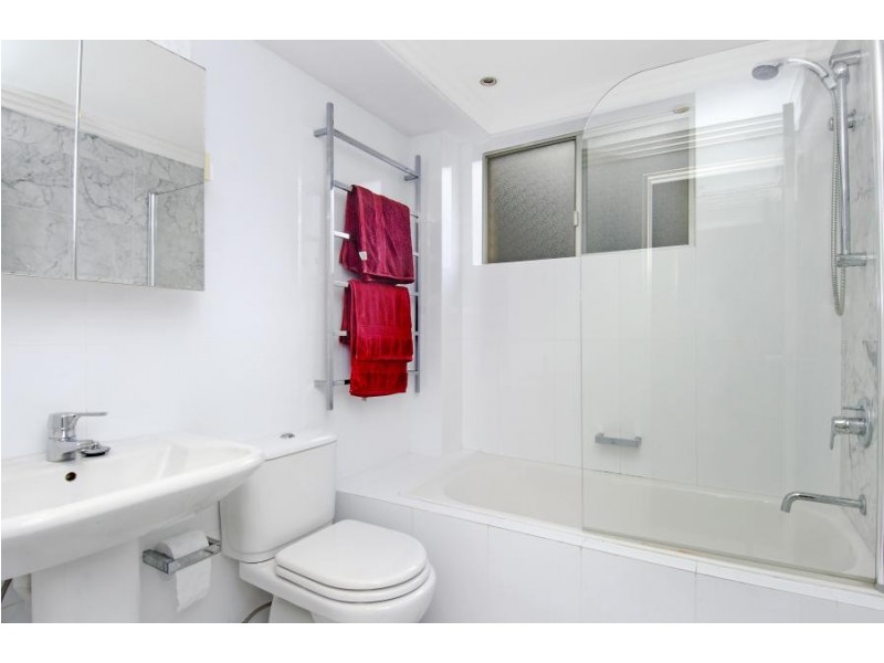 11/2 Henson Street, Marrickville NSW 2204