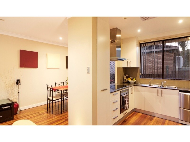 2/3 Bass Road, Earlwood NSW 2206