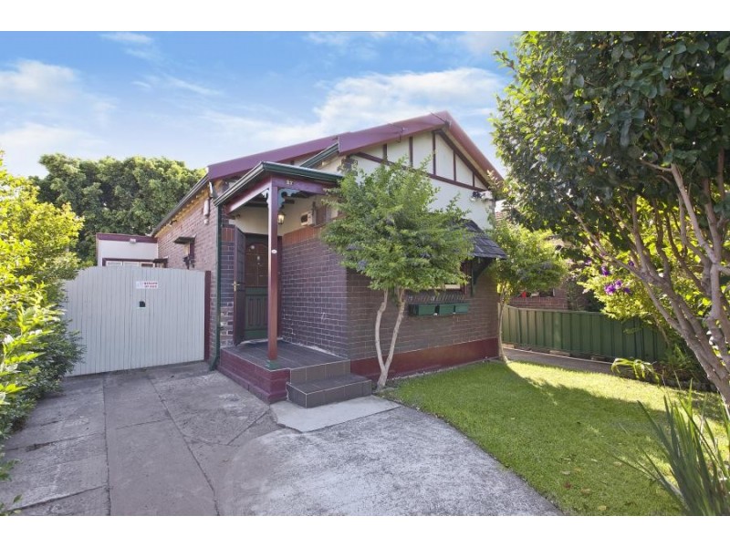 27 Onslow Street, Canterbury NSW 2193