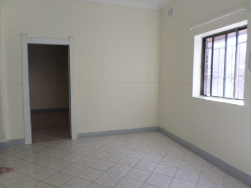 398 Unwins Bridge Road, Tempe NSW 2044