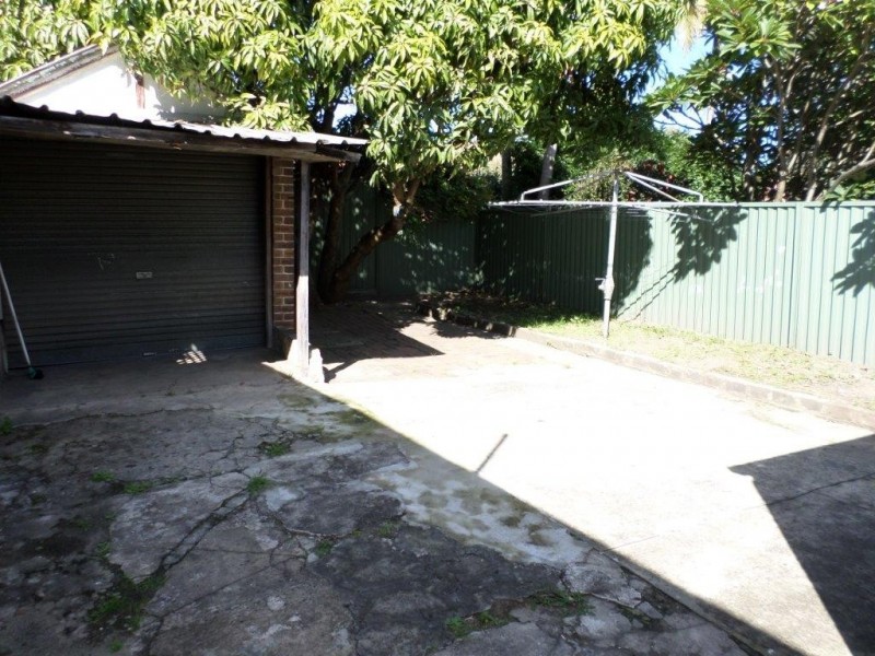 398 Unwins Bridge Road, Tempe NSW 2044