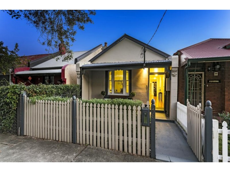 18 Gordon St, Marrickville NSW 2204