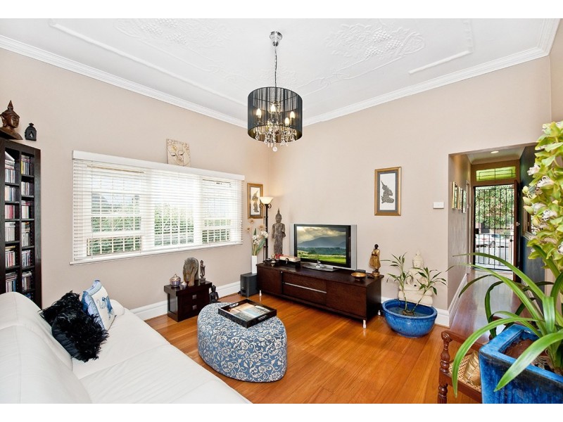 23 Excelsior Parade, Marrickville NSW 2204