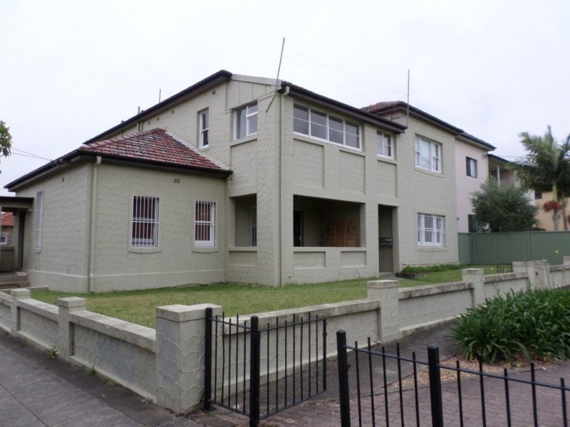 2/7 Roach Street, Marrickville NSW 2204