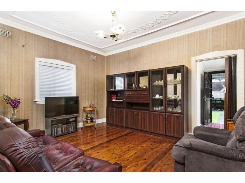 51 Burlington Avenue, Earlwood NSW 2206