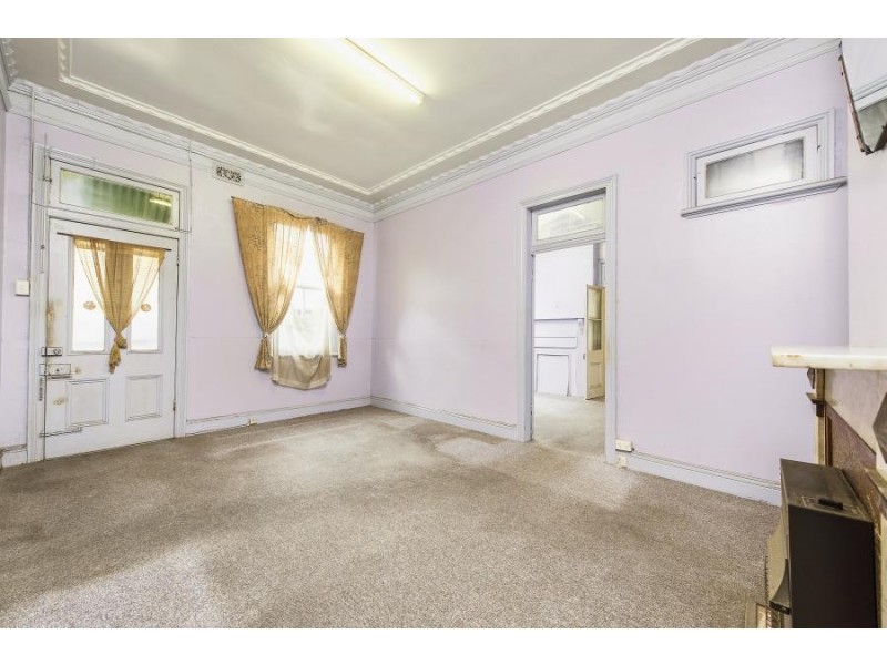 23 Woodland St, Marrickville NSW 2204