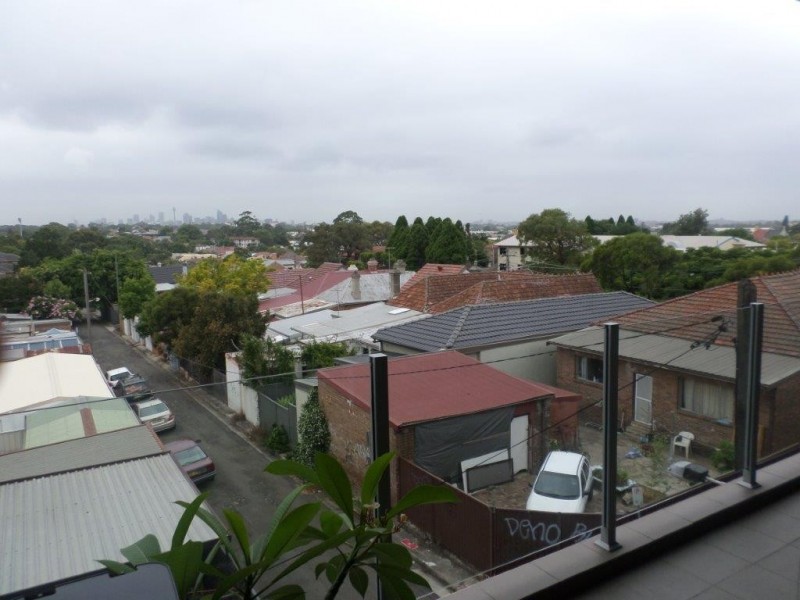 12/88 Pertersham Road, Marrickville NSW 2204