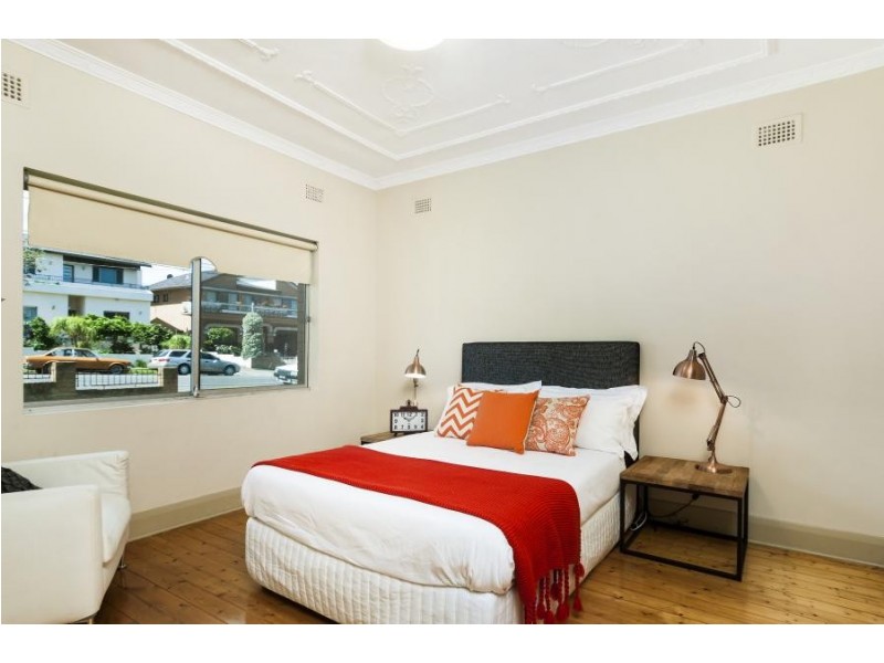 60 Gueudecourt Avenue, Earlwood NSW 2206