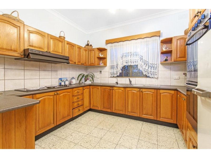 41 Garners Avenue, Marrickville NSW 2204