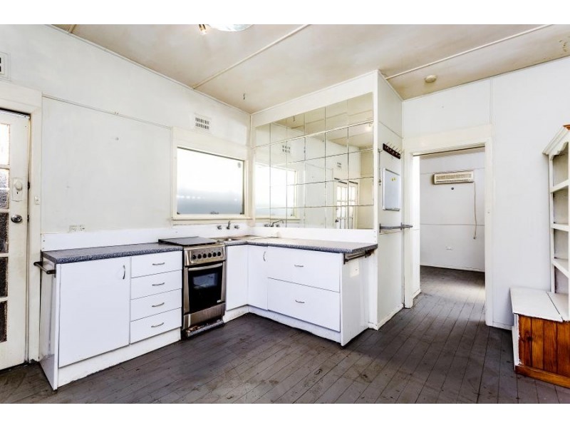 8 Way Street, Tempe NSW 2044