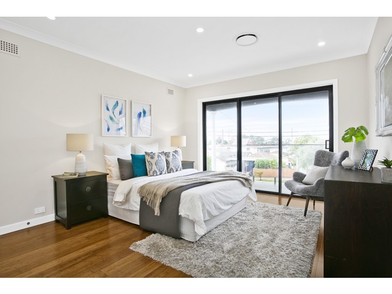 11 Charlotte Avenue, Marrickville NSW 2204