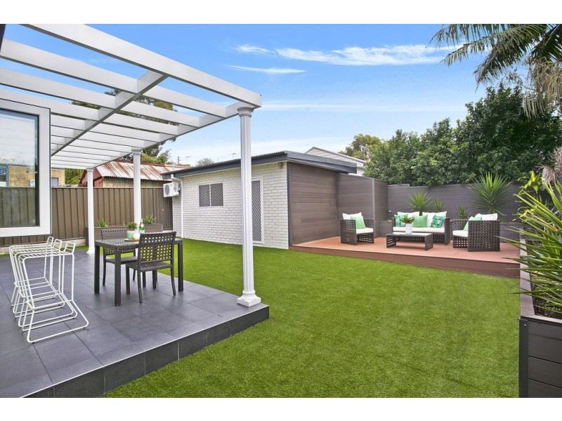 11 Charlotte Avenue, Marrickville NSW 2204