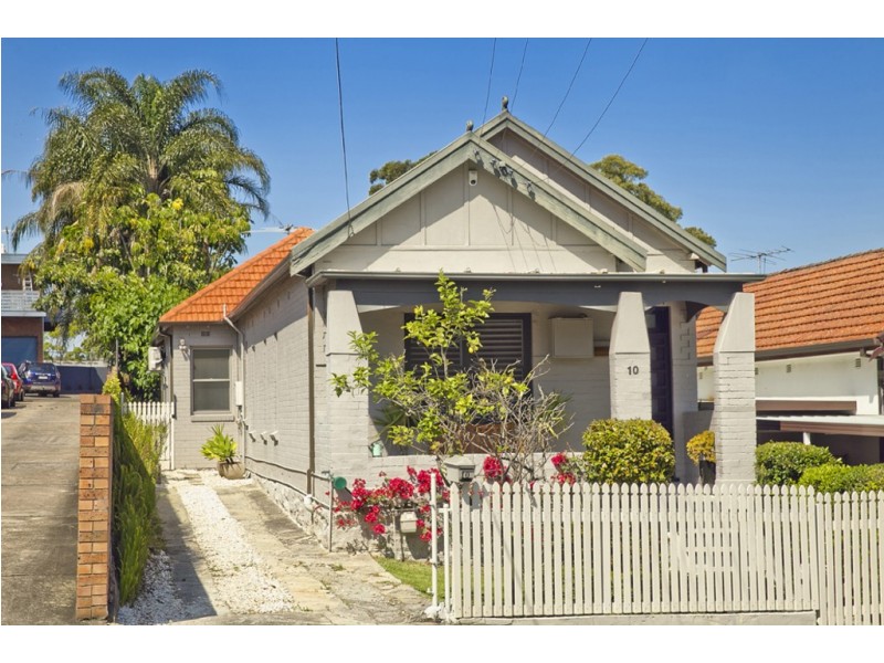 10 Riverside Crescent, Marrickville NSW 2204