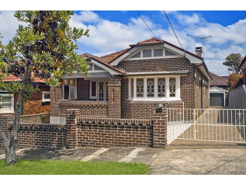 21 Hugh Avenue, Dulwich Hill NSW 2203