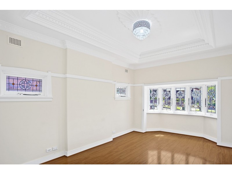 21 Hugh Avenue, Dulwich Hill NSW 2203