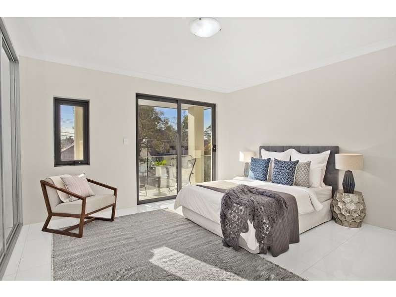 27 Garners Avenue, Marrickville NSW 2204