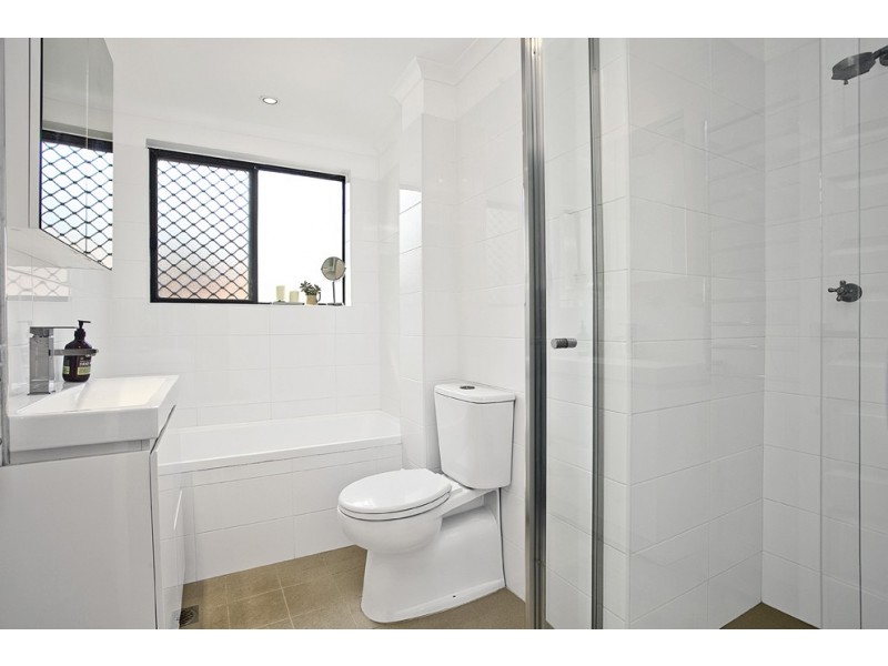 2/22 Glen Street, Marrickville NSW 2204