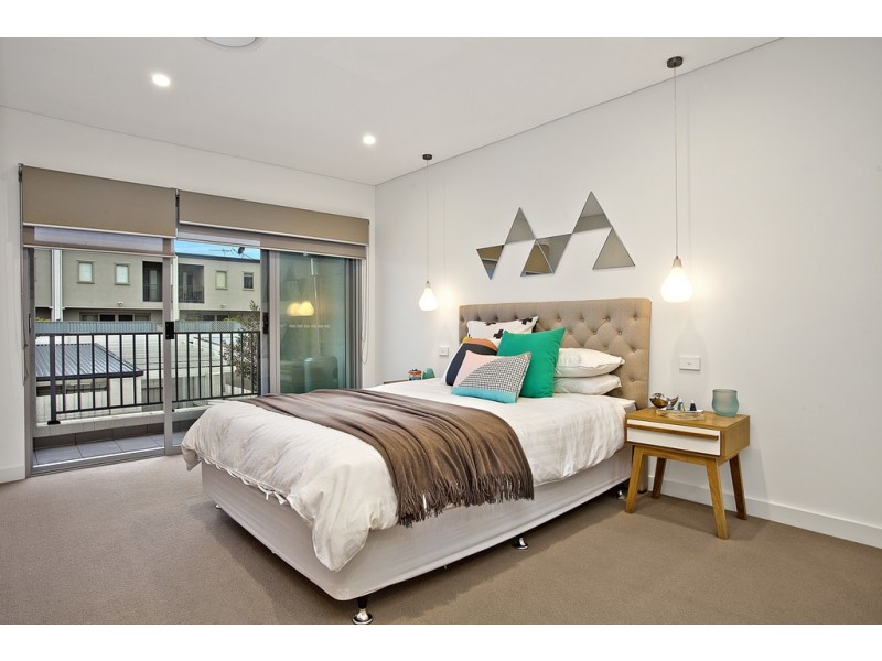 75 Grove Street, St Peters NSW 2044