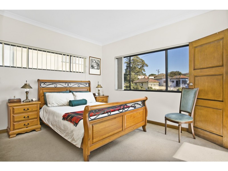 1 Woolcott Street, Earlwood NSW 2206