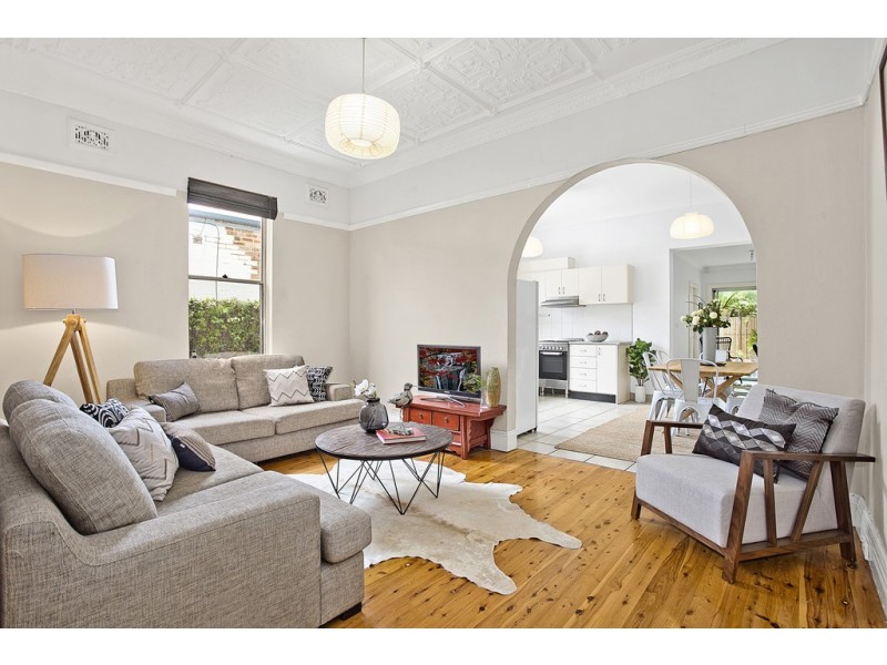 19 Woodbury Street, Marrickville NSW 2204