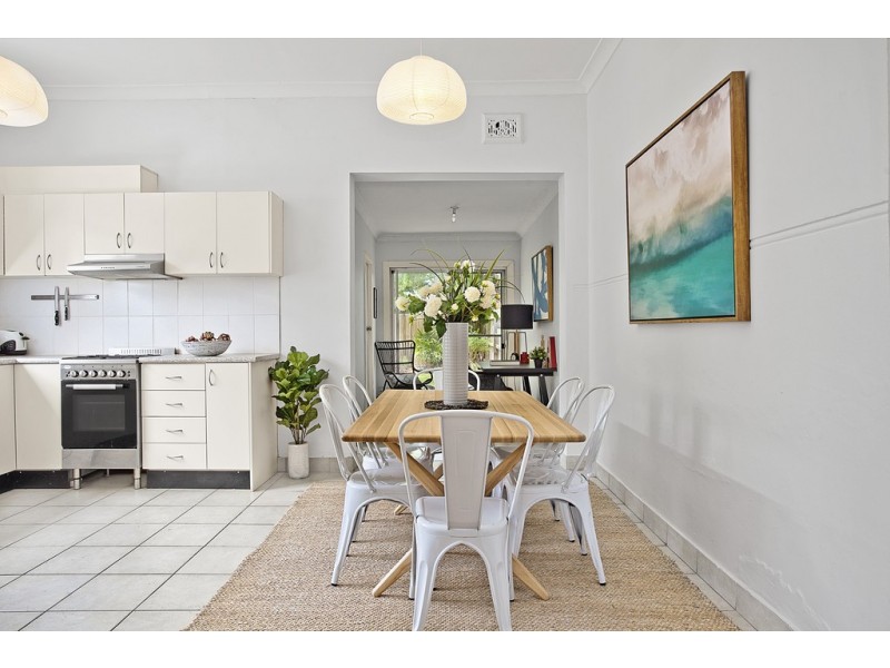 19 Woodbury Street, Marrickville NSW 2204