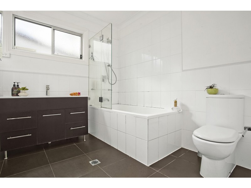 19 Woodbury Street, Marrickville NSW 2204