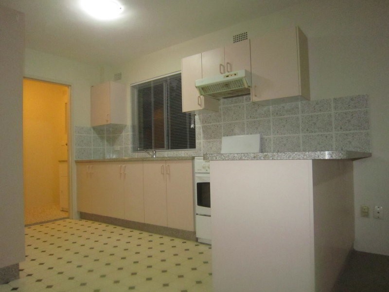 2/16 Glen Street, Marrickville NSW 2204