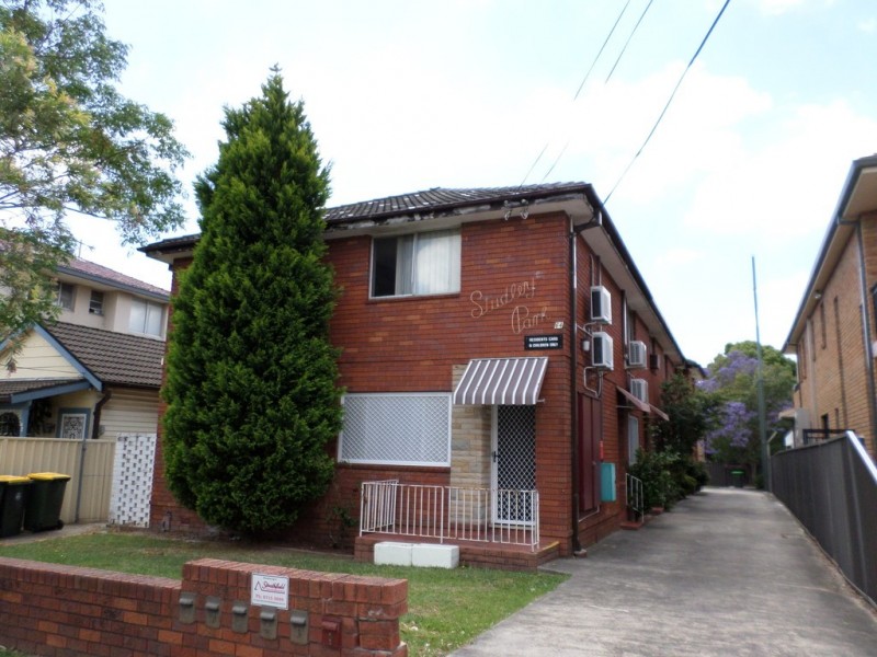 3/64 Taylor Street, Lakemba NSW 2195