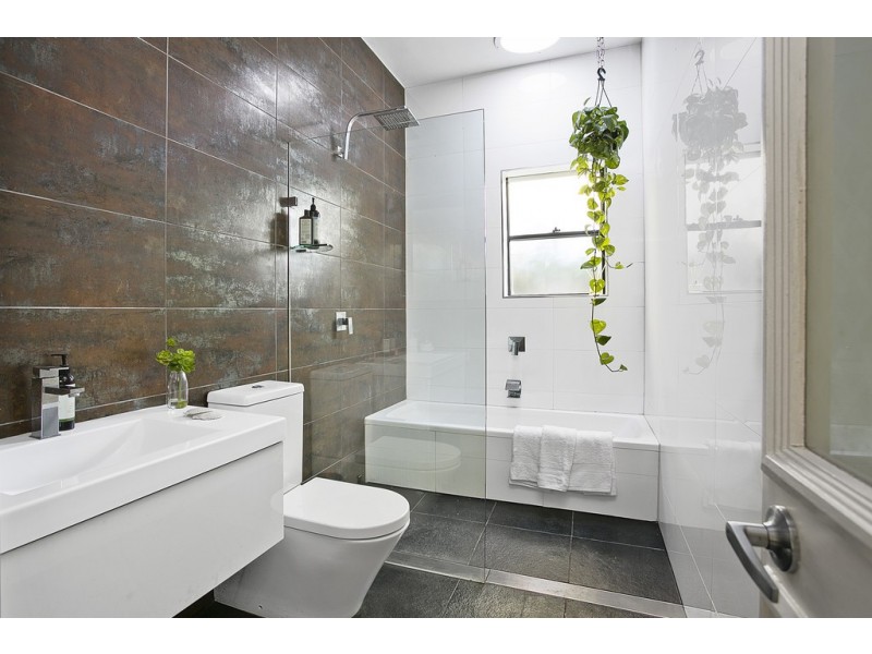 21 Ewart Street, Marrickville NSW 2204