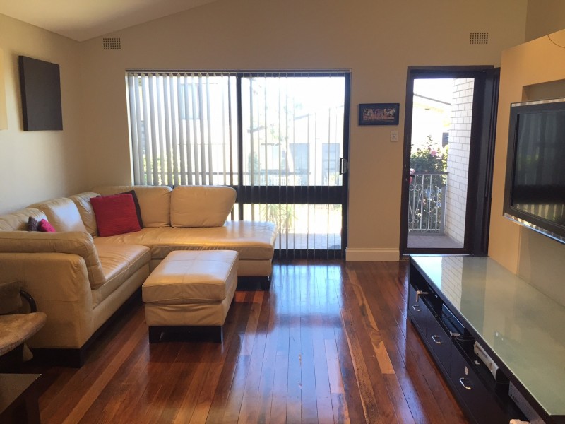 5/3 Bass Road, Earlwood NSW 2206