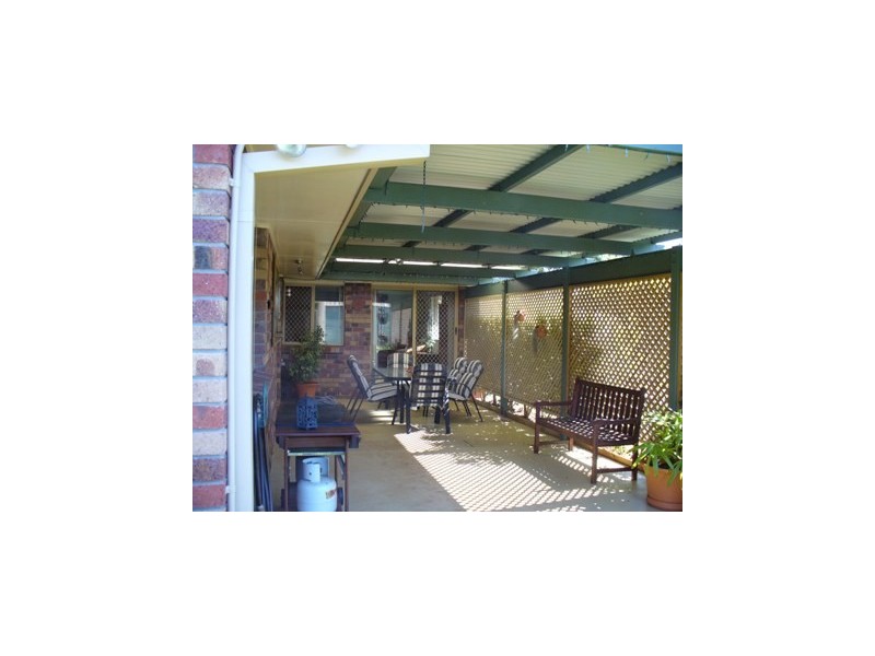 60 Cane Street, Redland Bay QLD 4165