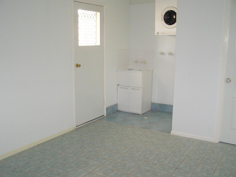 1-2 Wilson Street, Victoria Point QLD 4165
