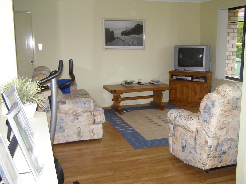 9 Lanyard Place, Redland Bay QLD 4165