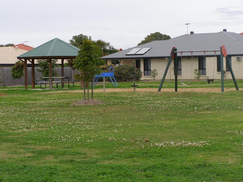 9 Lanyard Place, Redland Bay QLD 4165