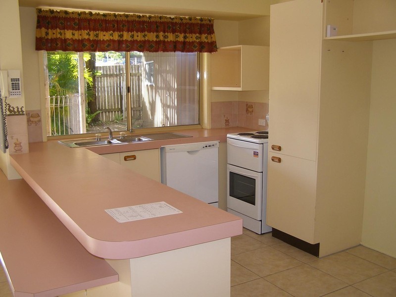 1 St Albans Court, Victoria Point QLD 4165