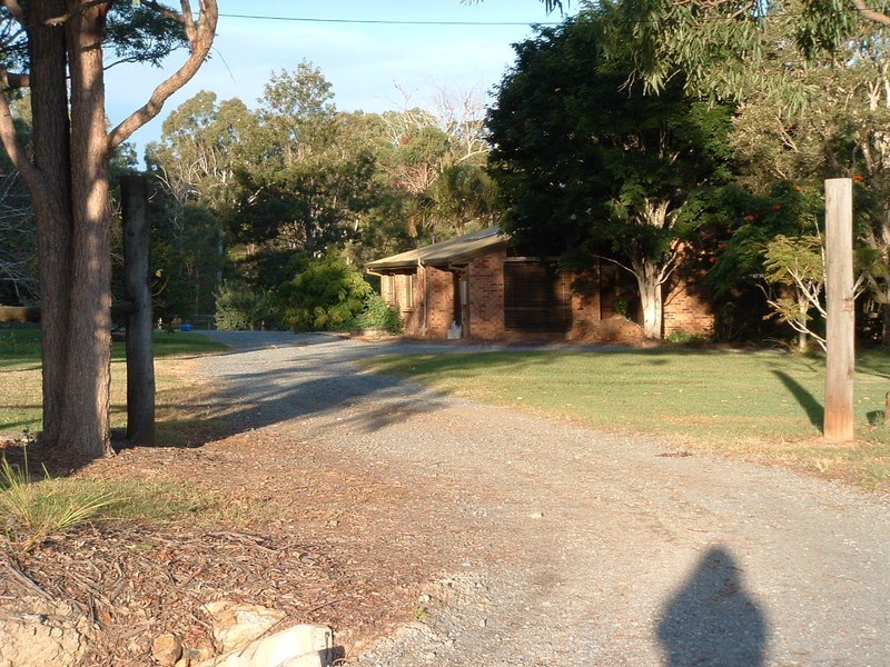 32 Orchard Road, Redland Bay QLD 4165