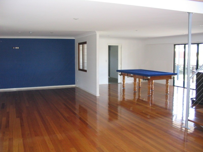 5 Larkspur Street, Redland Bay QLD 4165