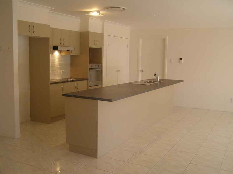 5 Parklink Drive, Redland Bay QLD 4165