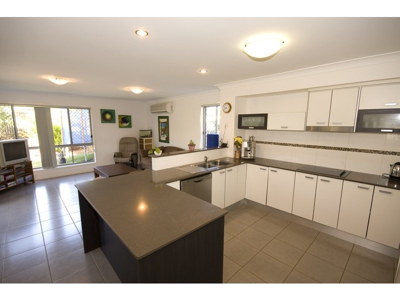 12  Pelorus Street, Redland Bay QLD 4165