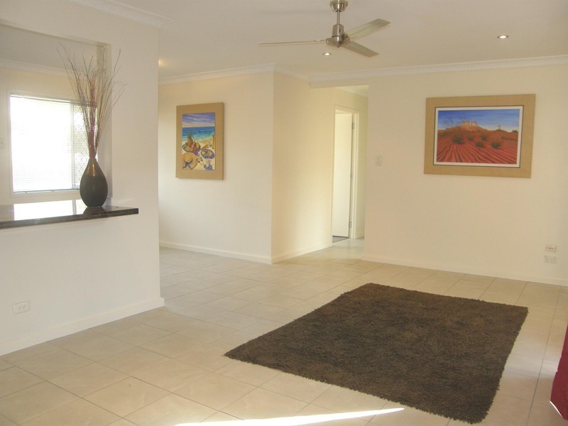 157 Cane Street, Redland Bay QLD 4165