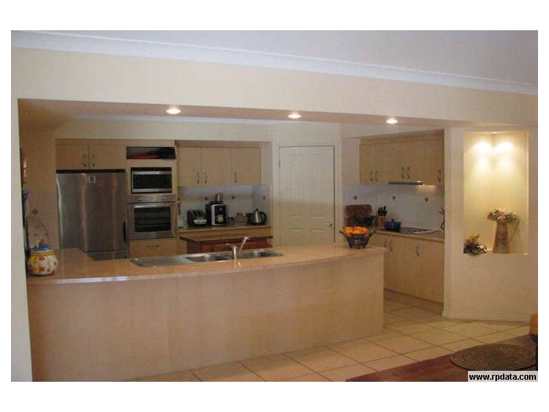 46 Attenborough Circuit, Redland Bay QLD 4165