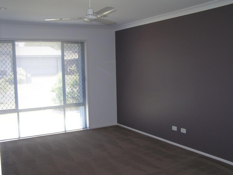 65 Azure Avenue, Redland Bay QLD 4165