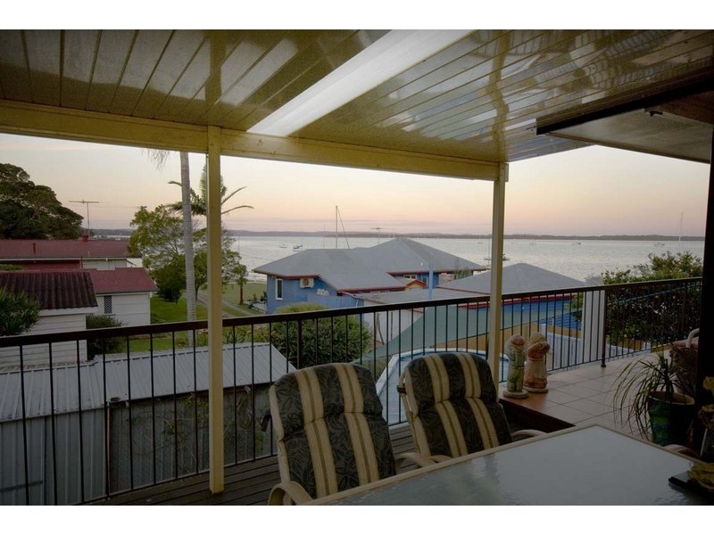 9 Edinburgh, Victoria Point QLD 4165