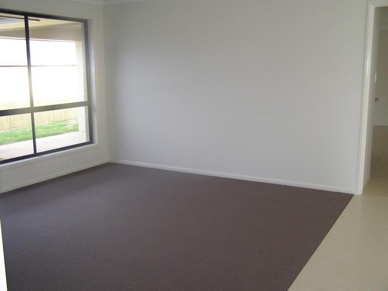 10  Pentecost Place, Redland Bay QLD 4165