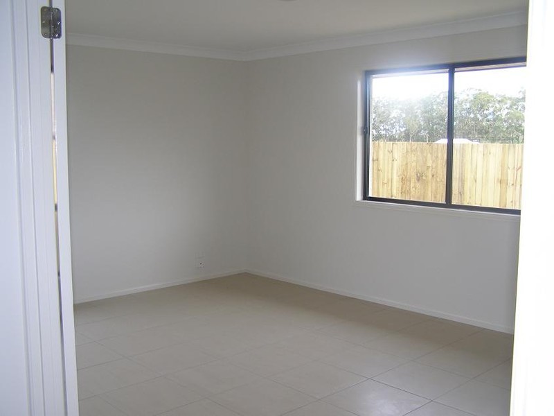 10  Pentecost Place, Redland Bay QLD 4165