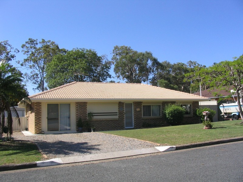 44 Sycamore Parade, Victoria Point QLD 4165