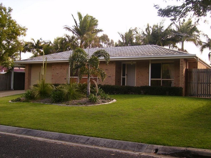 16 Honeysuckle Court, Victoria Point QLD 4165