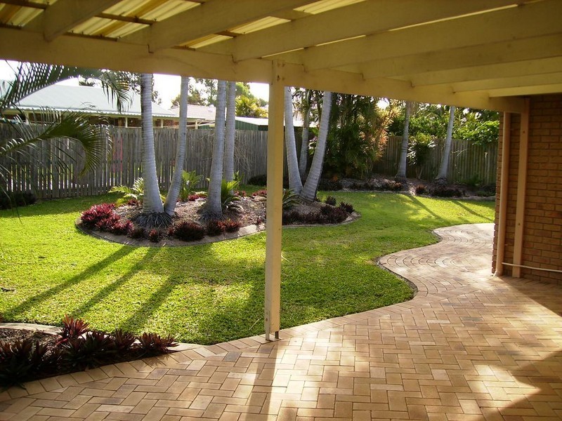 16 Honeysuckle Court, Victoria Point QLD 4165