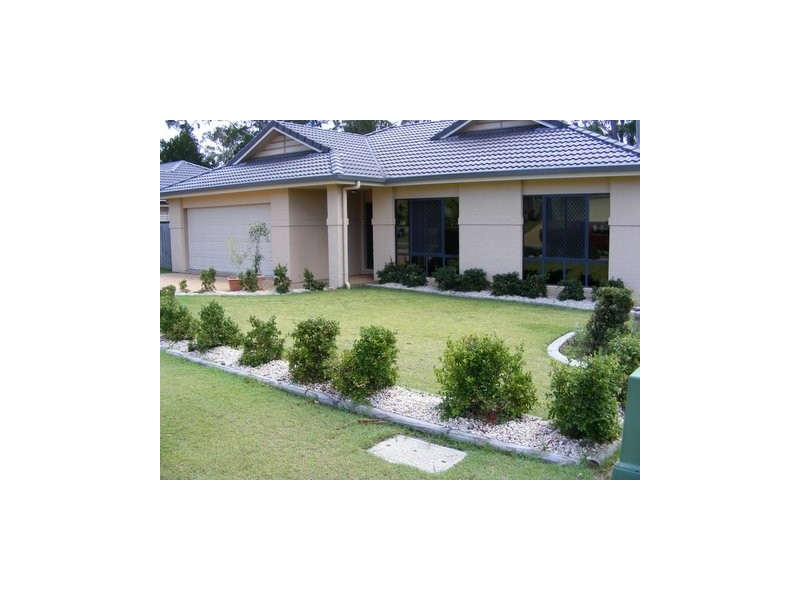 27 Seabrae Drive, Redland Bay QLD 4165