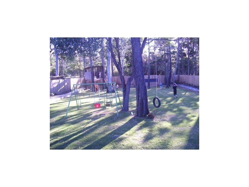 27 Seabrae Drive, Redland Bay QLD 4165